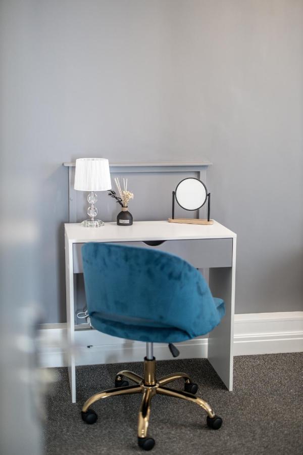 Cosy 4-Bedroom Apartment Next To Borough London Kültér fotó